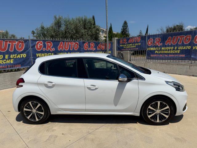 PEUGEOT 208 BlueHDi 100 Allure GARANZIA