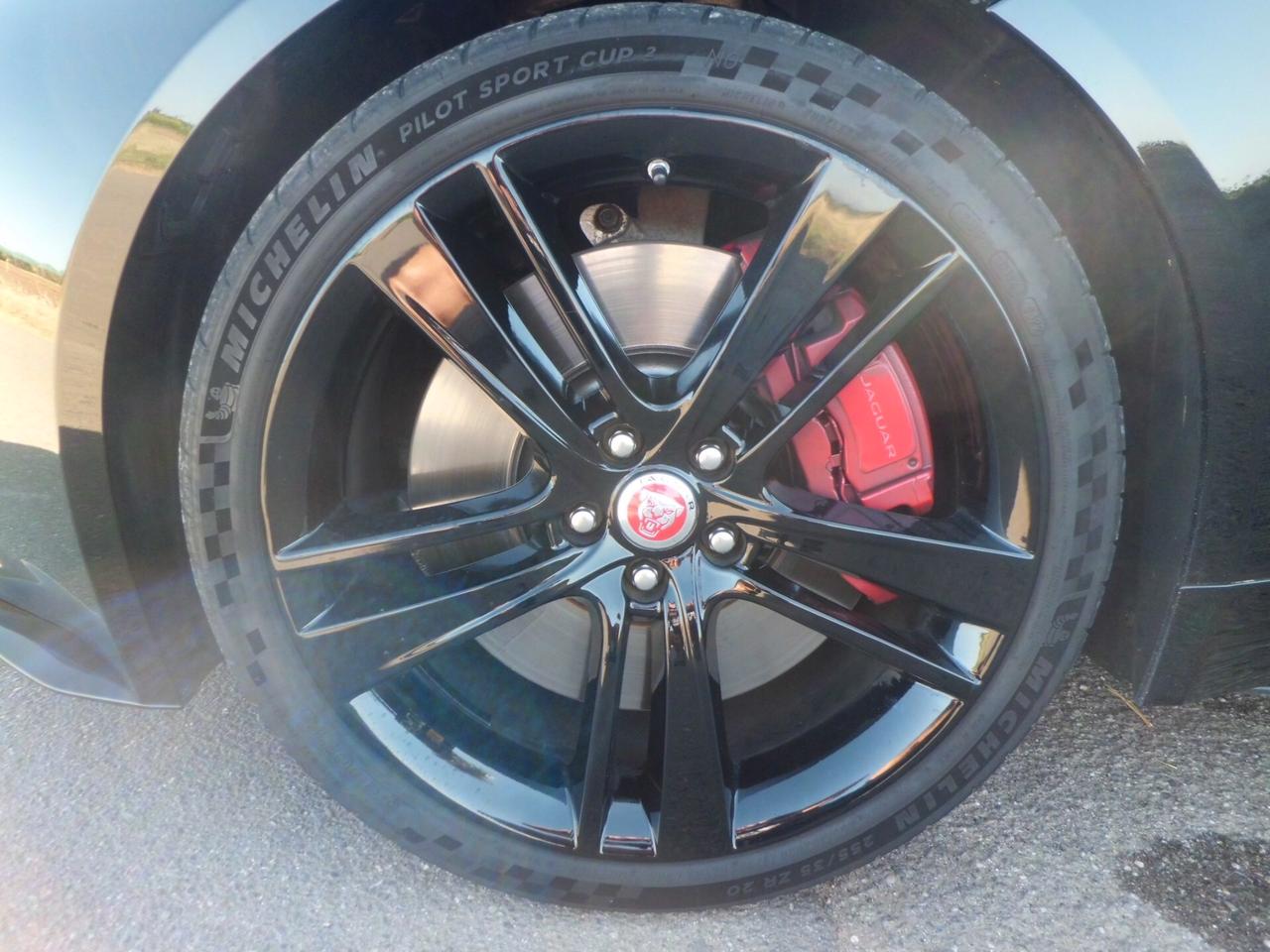 Jaguar F-Type 5.0 V8 aut. AWD Coupé R