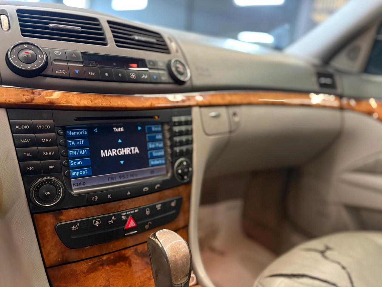 Mercedes-benz E 320 CDI cat Avantgarde