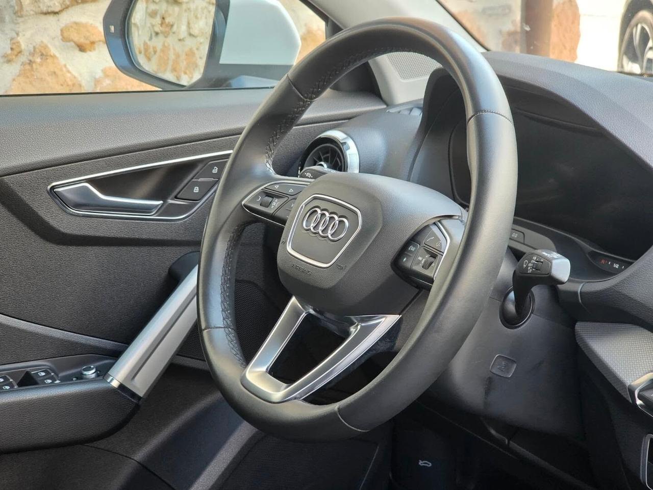 Audi Q2 30 TDI S tronic Business