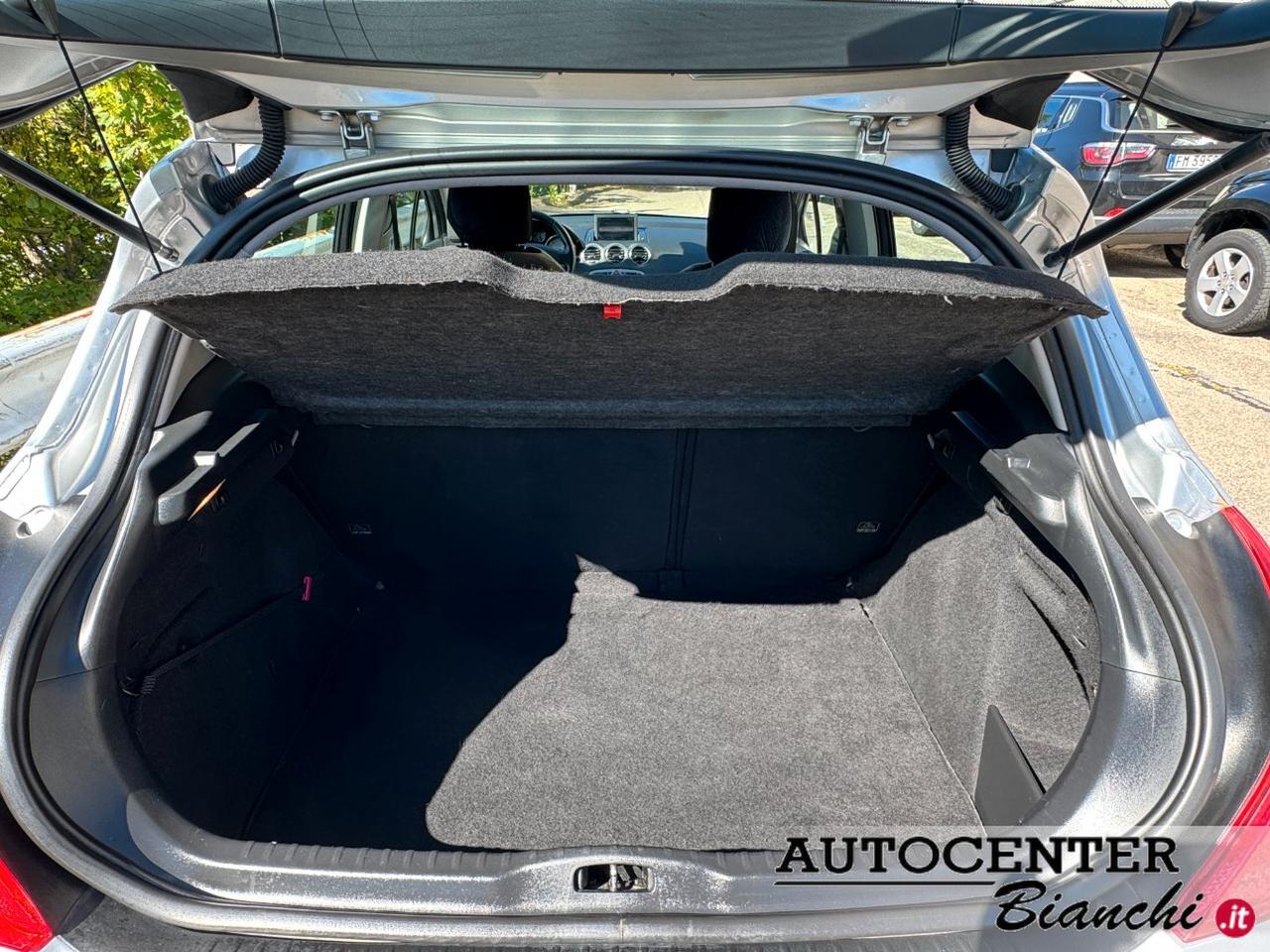Peugeot 308 5 Porte 308 5p 1.6 hdi 16v Tecno 110cv 6m fap