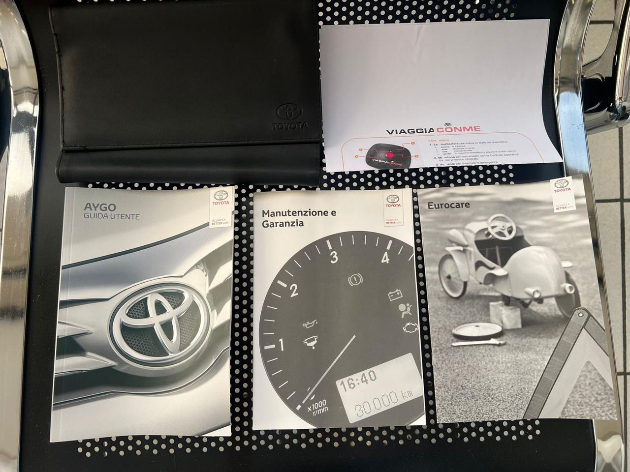 Toyota Aygo 1.0 VVT-i 72 CV 5 porte x-play