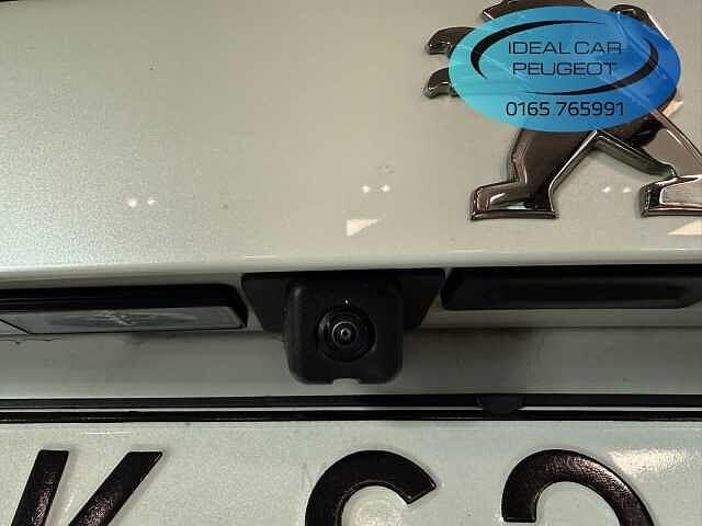 Peugeot 2008 PureTech 130 S&S GT