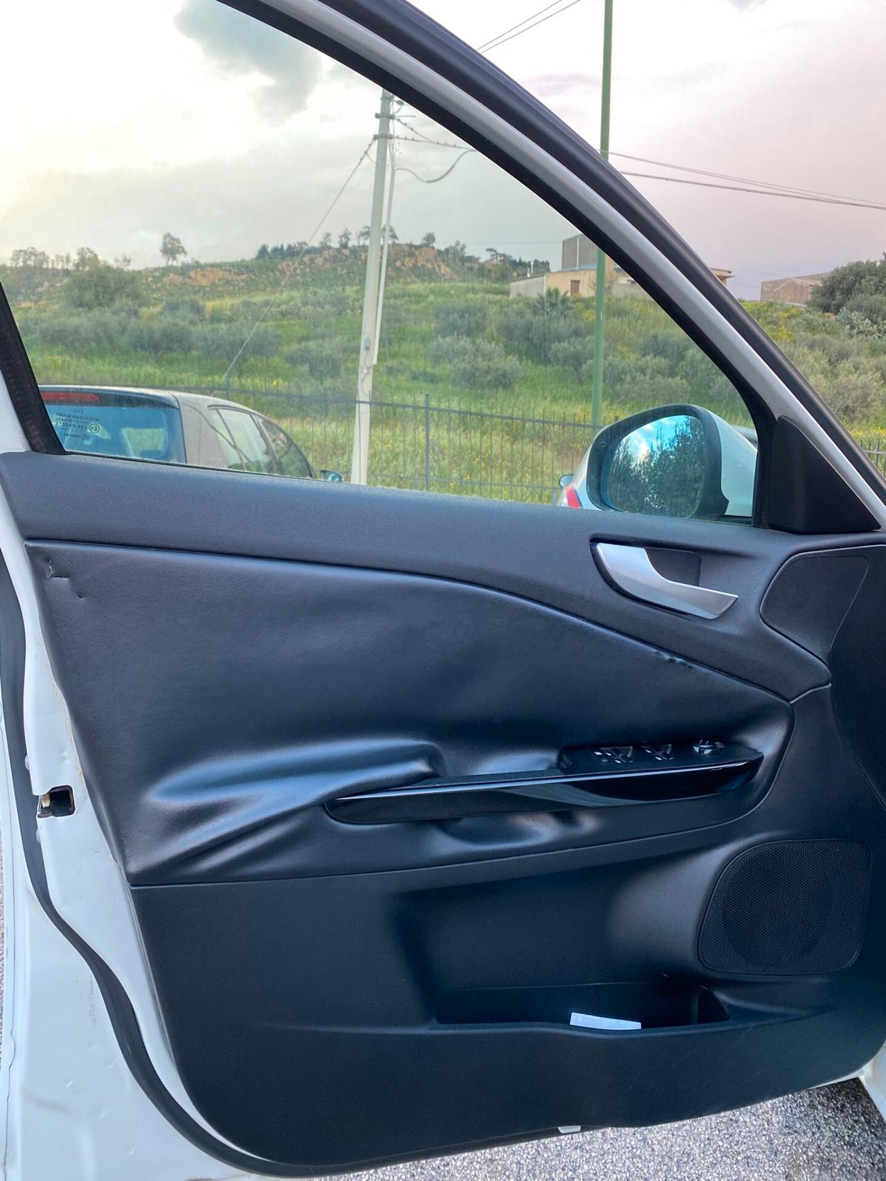 Alfa Romeo Giulietta 2.0 JTDm-2 140 CV Exclusive