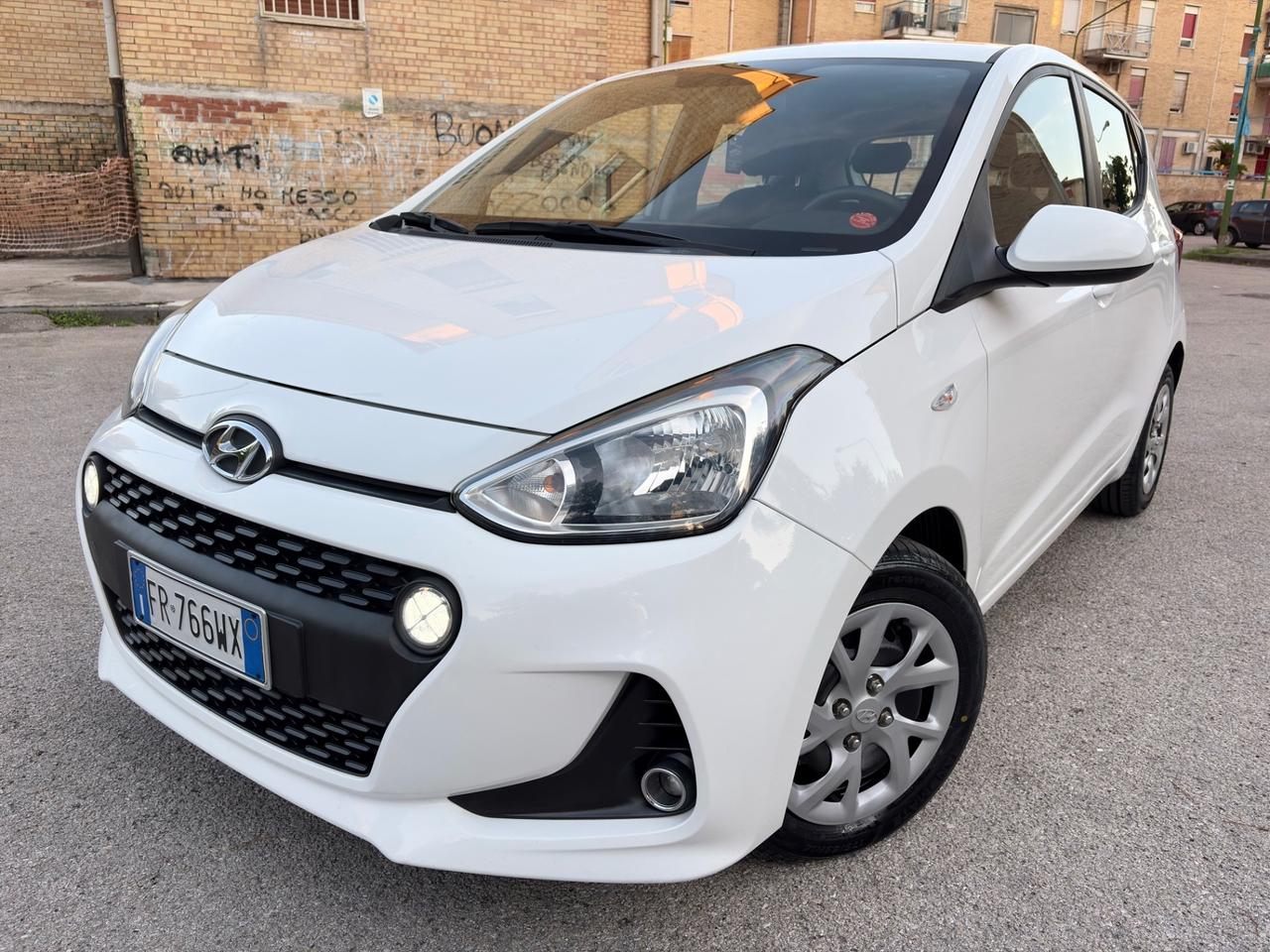 Hyundai i10 restyling 1.0 benz/GPL magnifica