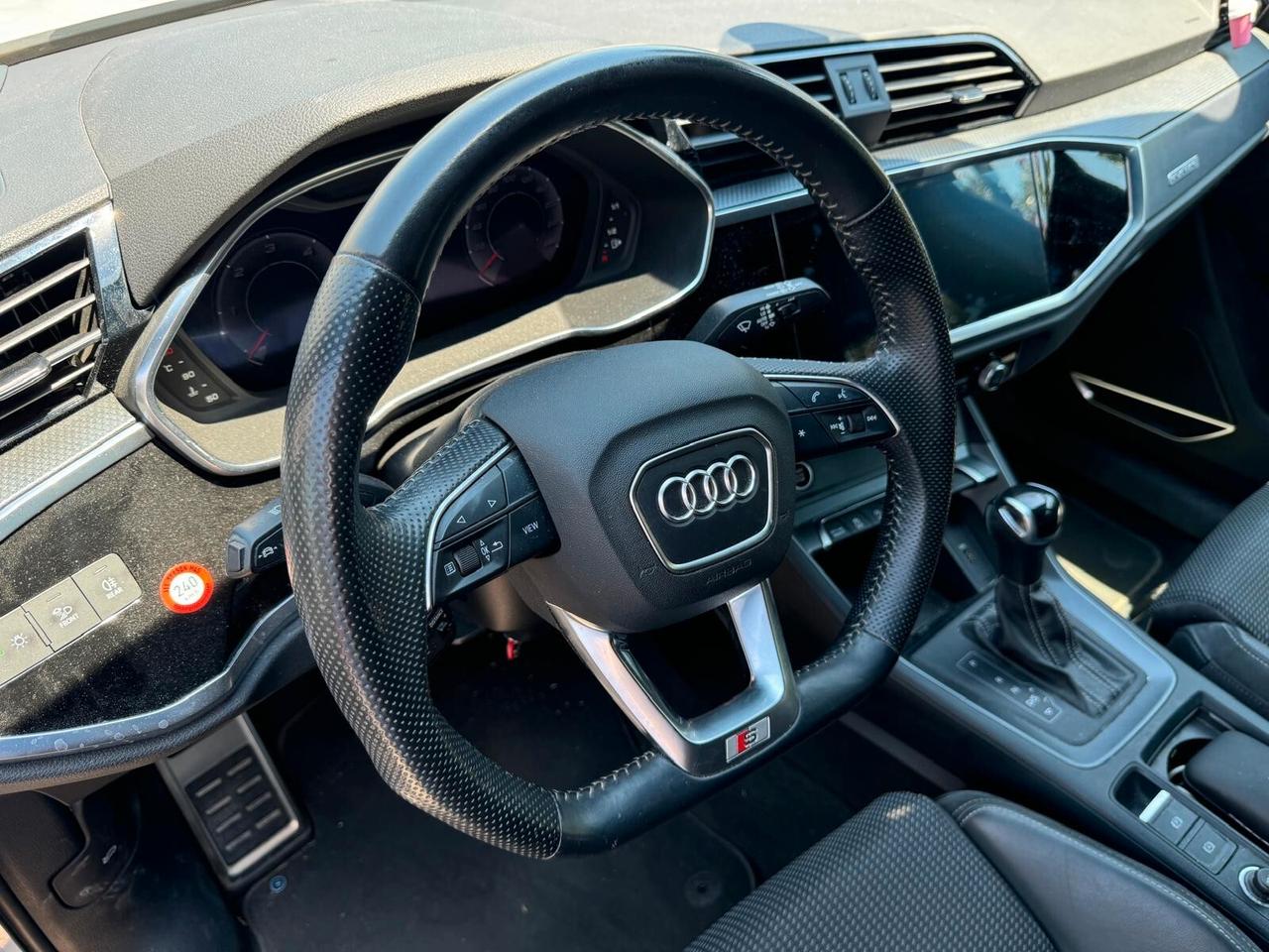 Audi Q3 SPB 35 TDI quattro S line edition