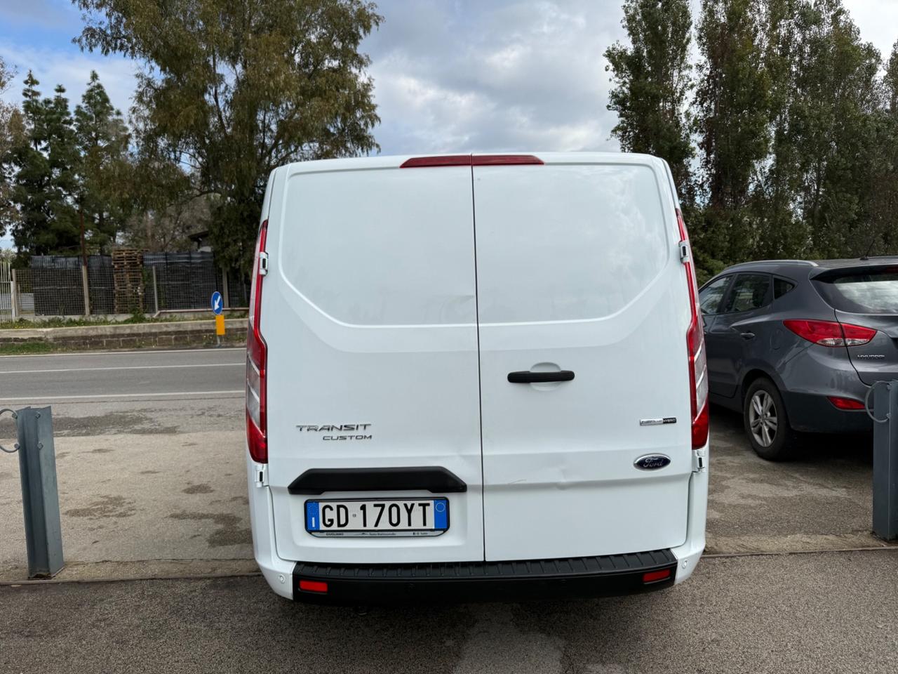 Ford Transit Custom 2.0 Diesel/Hybrid