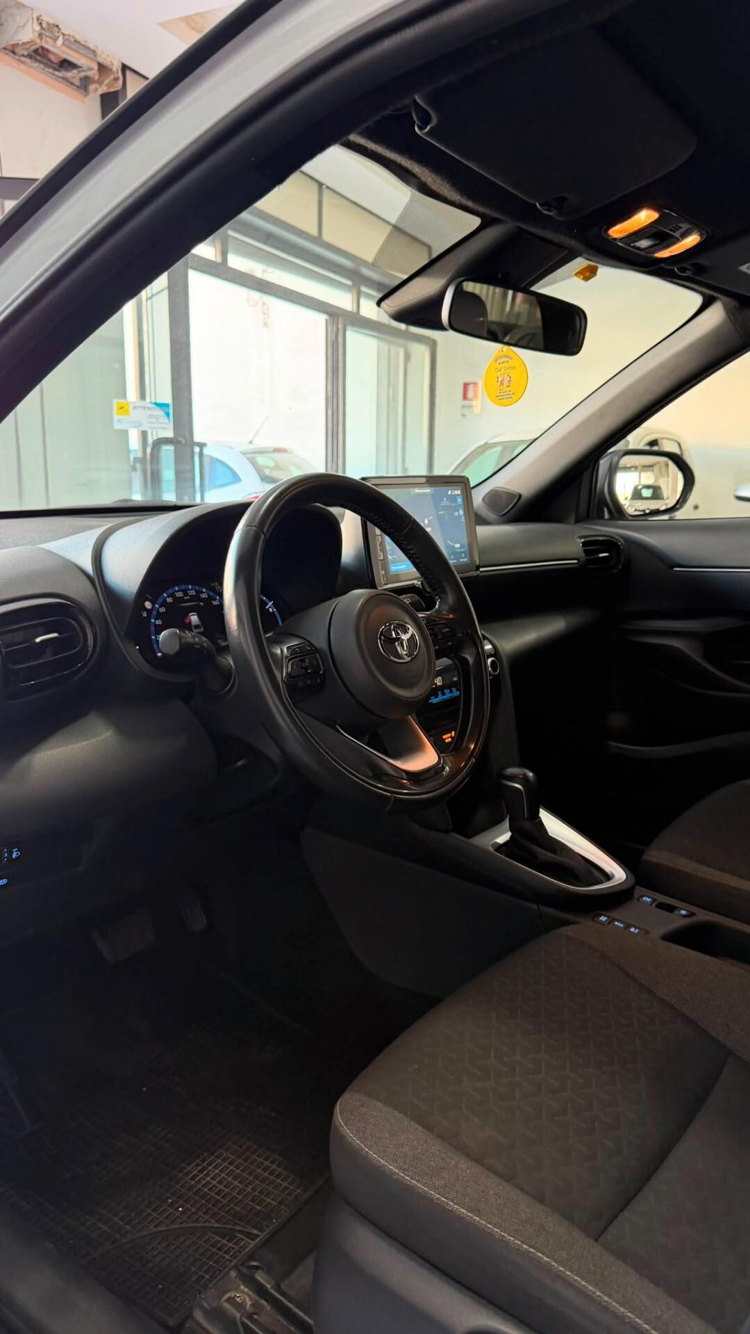 Toyota Yaris Cross 1.5 Hybrid 5p. E-CVT Trend
