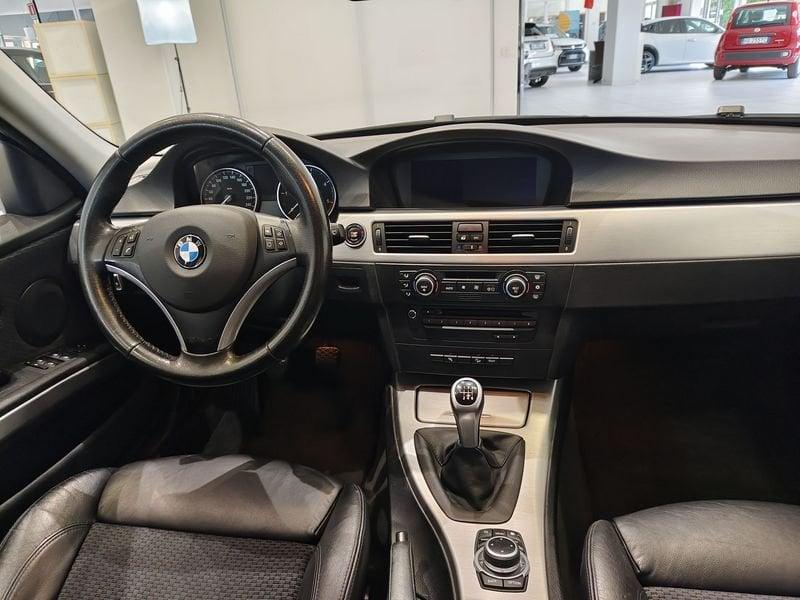 BMW Serie 3 320d CAT Touring xdrive Attiva*4x4*
