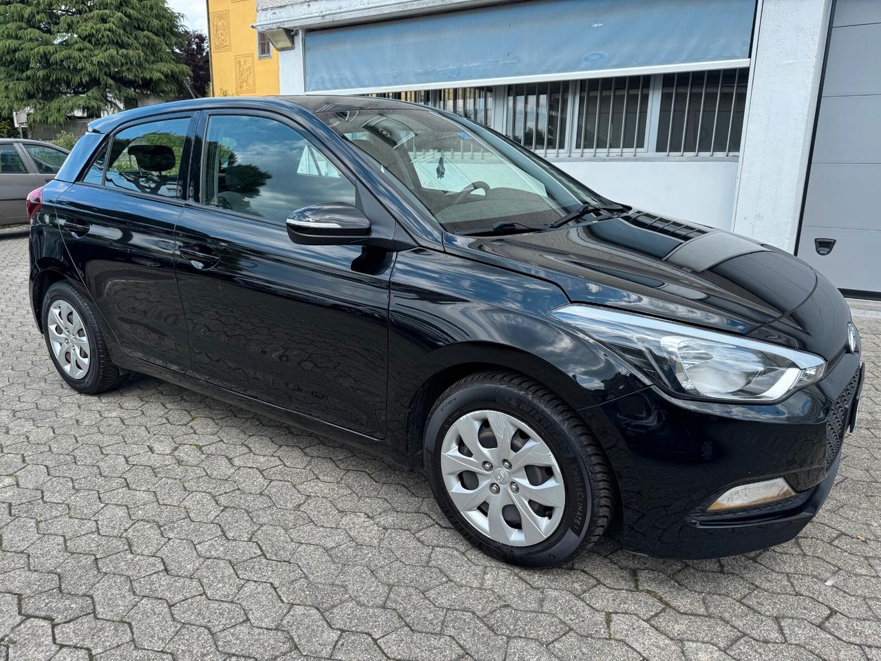 Hyundai i20 1.2 5 porte Classic*CLIMA*NEOPATENTATI