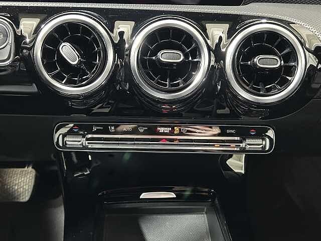 Mercedes-Benz A 180 A 180 d Automatic Sport