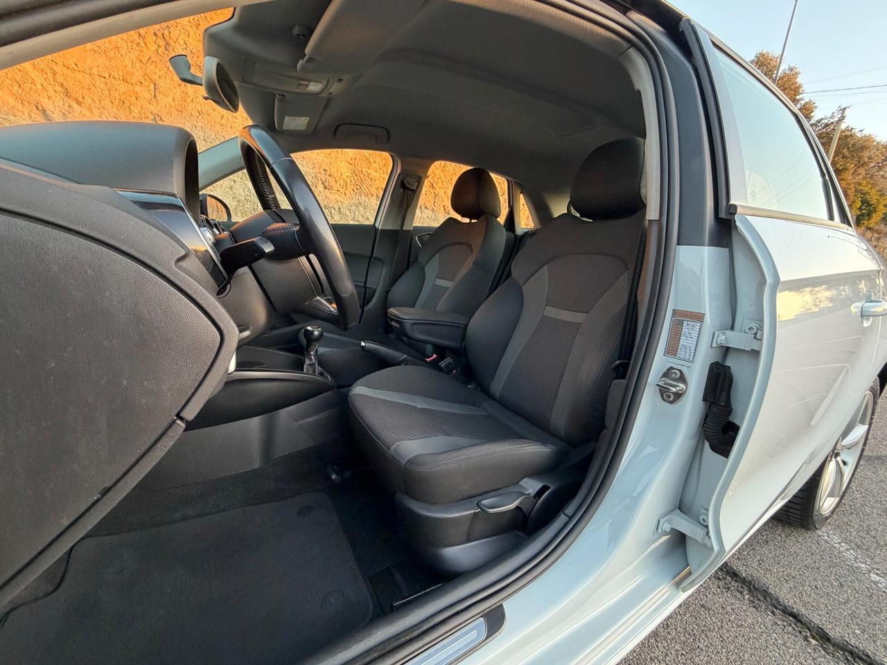 Audi A1 SPB/1.6 TDI 116CV/LED/SOLO 109000 KM