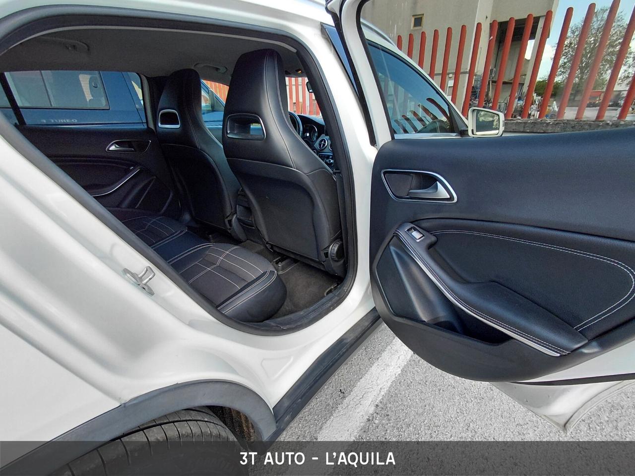 Mercedes-benz GLA 220 CDI Automatic 4Matic Premium