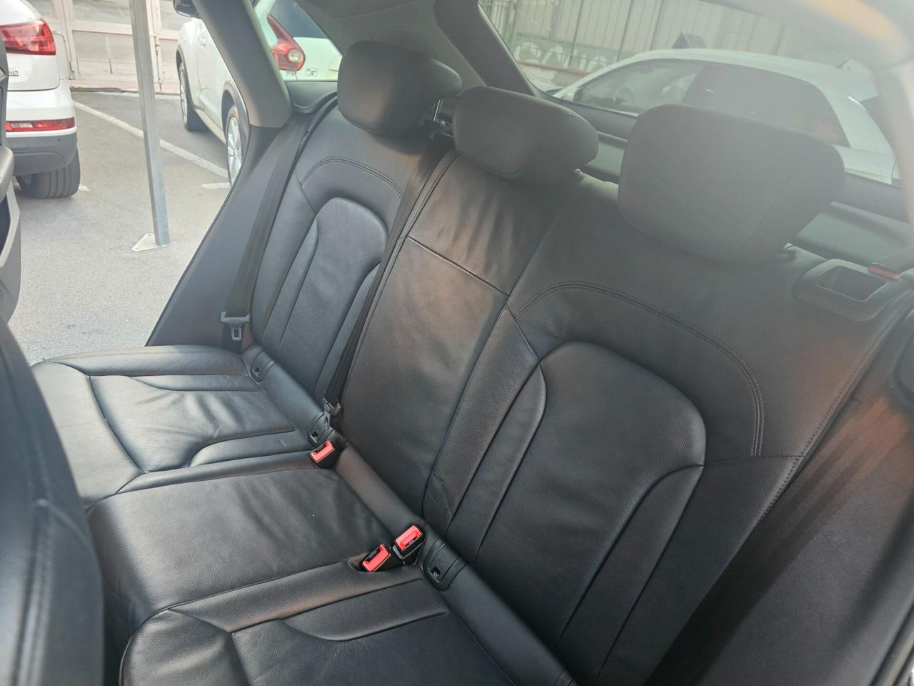 Audi Q3 2.0 TDI Quattro S tronic..140CV.Fine 2013