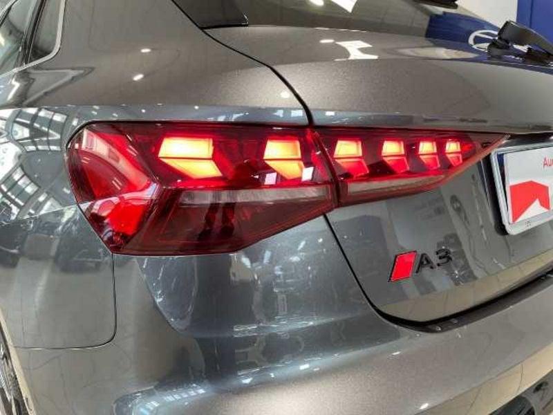 Audi A3 IV 2024 Sportback 35 2.0 tdi S line edition s-tronic