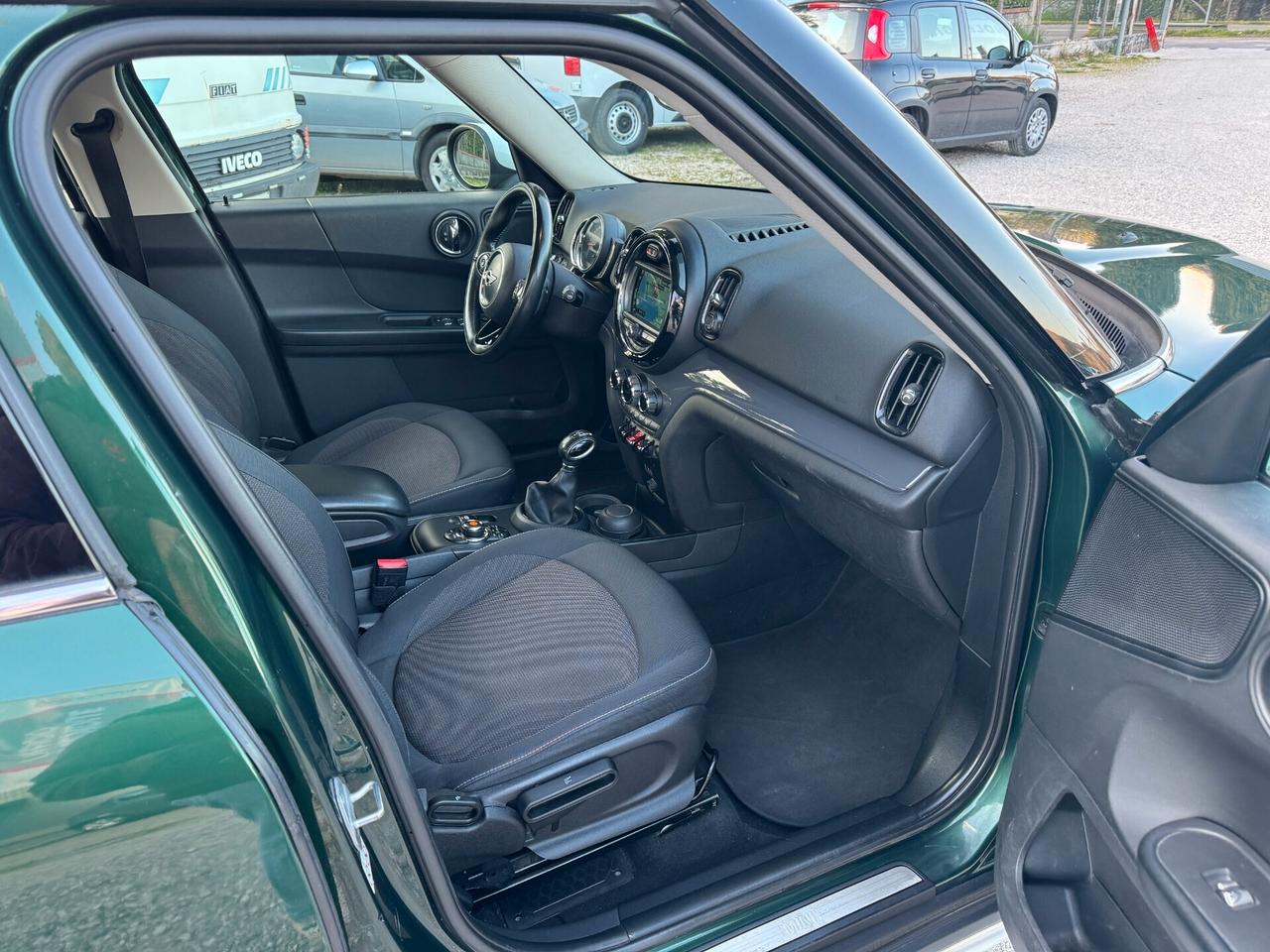 Mini Cooper D Countryman 2.0 Business Automatica