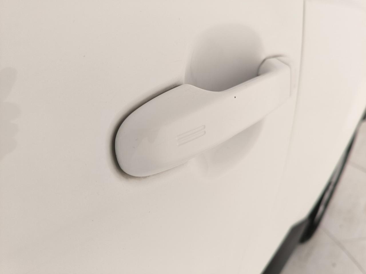 Toyota C-HR 1.8 hev active fwd e-cvt