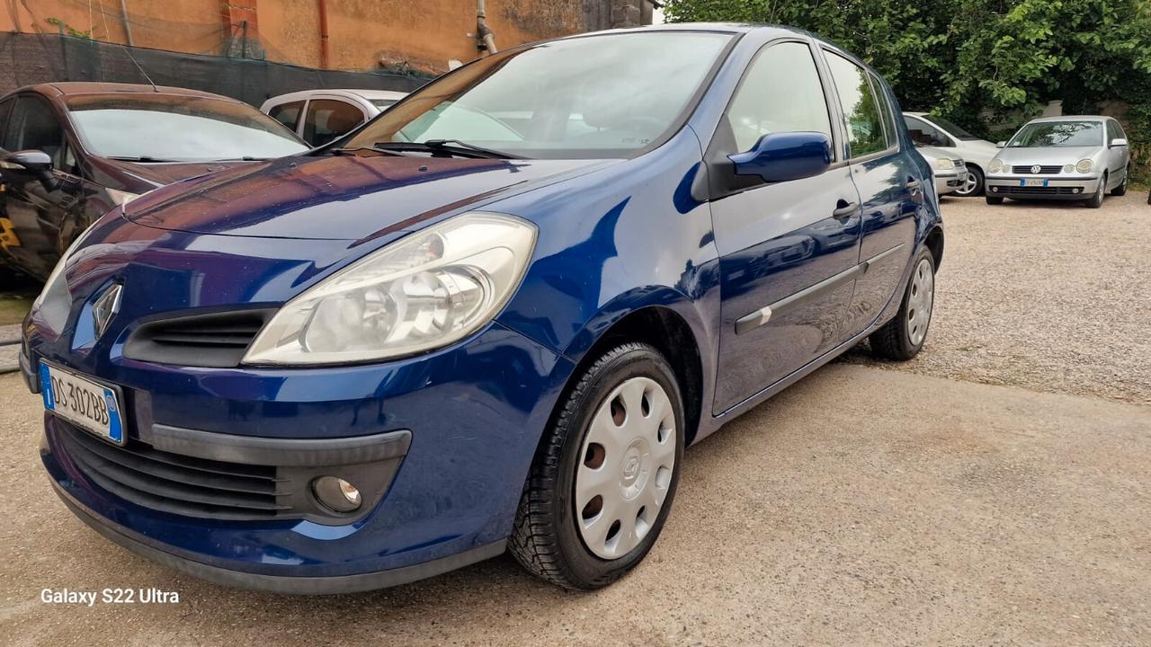 Renault Clio 1.2 16V 5 porte Rip Curl gpl neopatentati