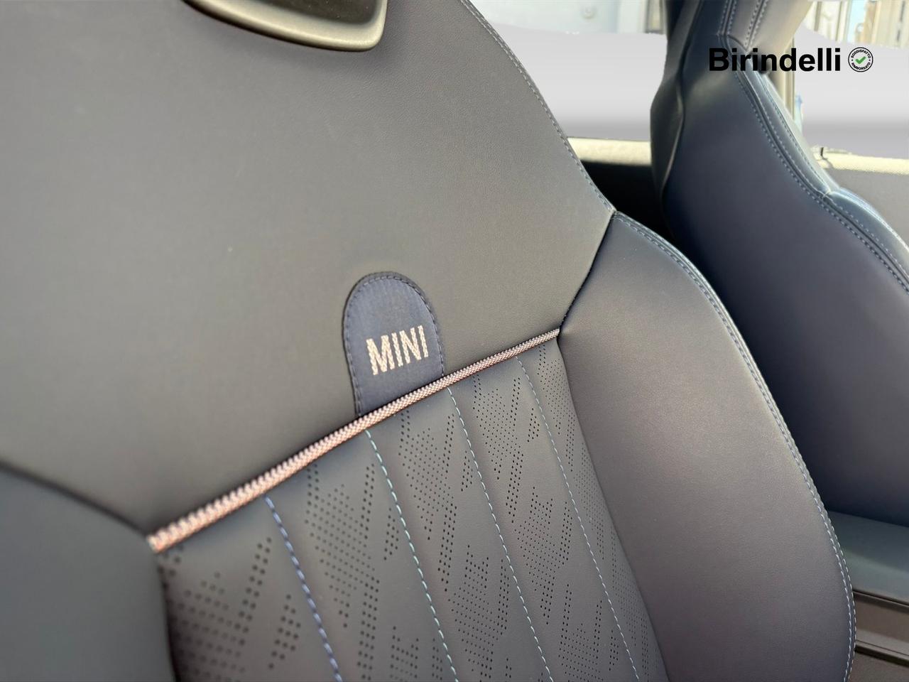 MINI Mini 5ª serie (F66) - Mini Cooper C Favoured