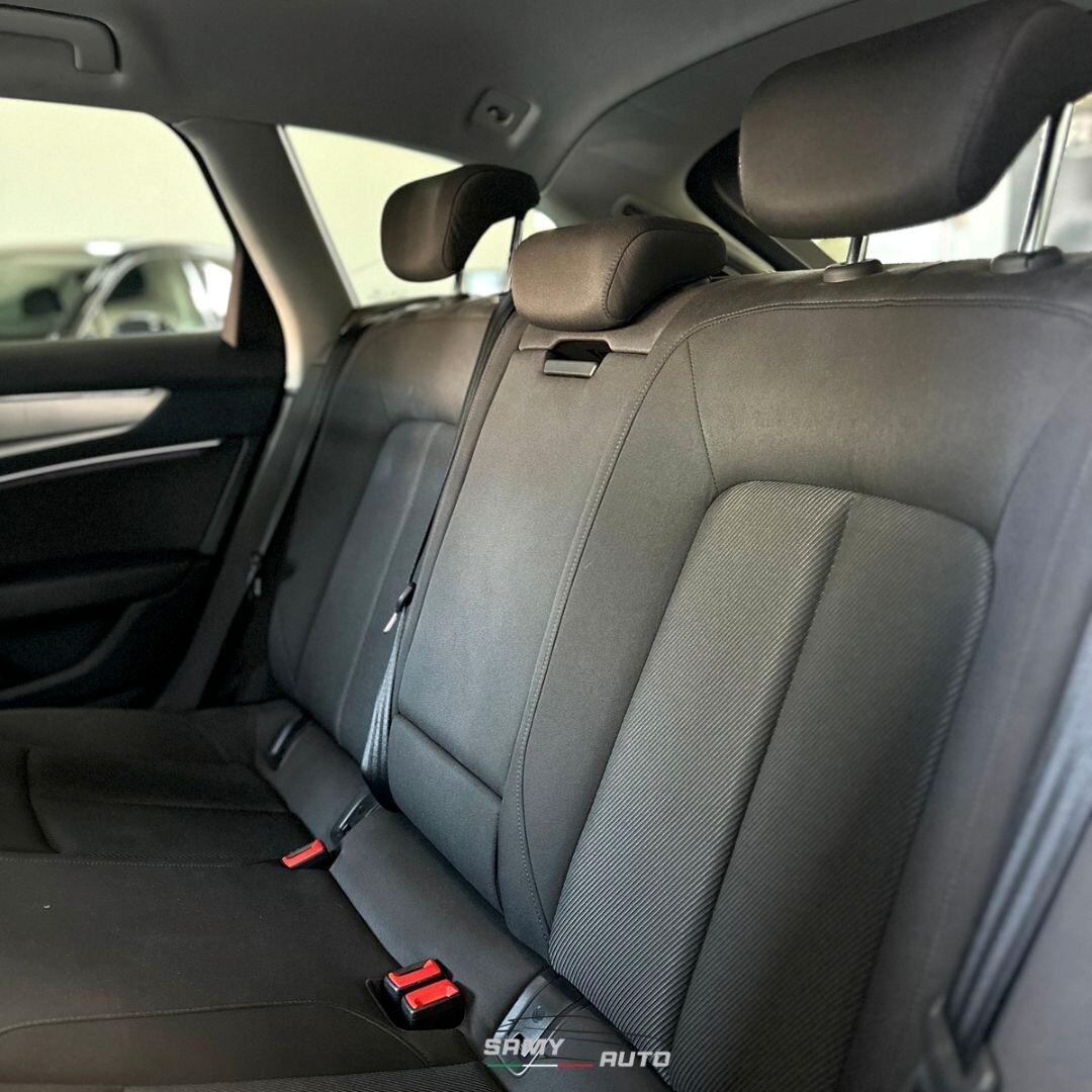 Audi A6 40 2.0 TDI quattro ultra S tronic Business Design