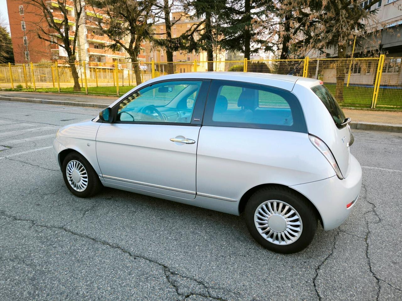 Lancia Ypsilon 1.2 69 CV Platinum