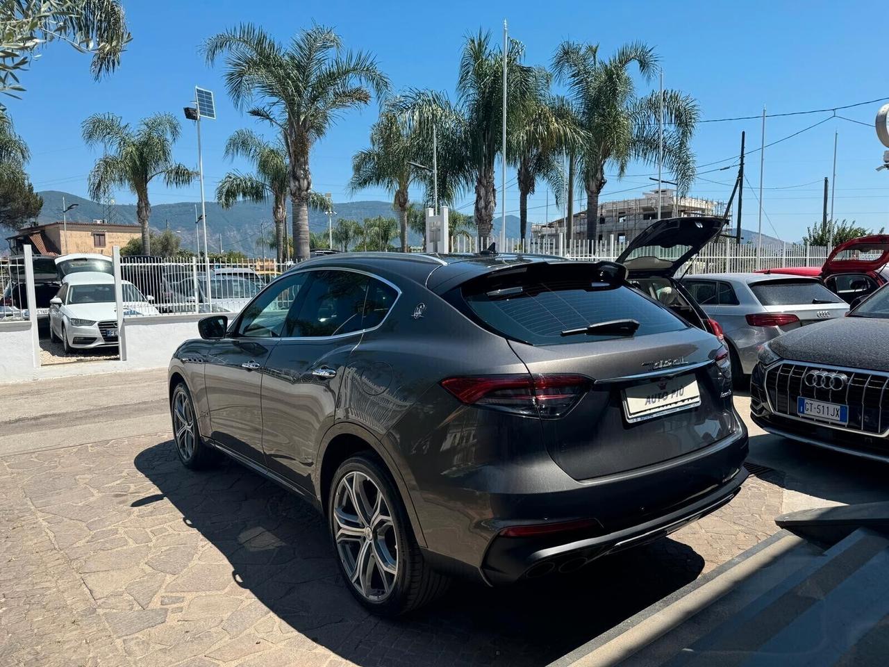 Maserati Levante VULCANO 3.0 V6 LIMITED EDITION Gransport ONE OF 150 ANNO 2020