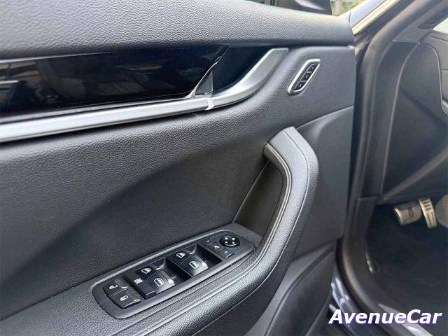 MASERATI Levante Gransport (reale)TELECAMERA CERCHI 20' IVA ESPOSTA