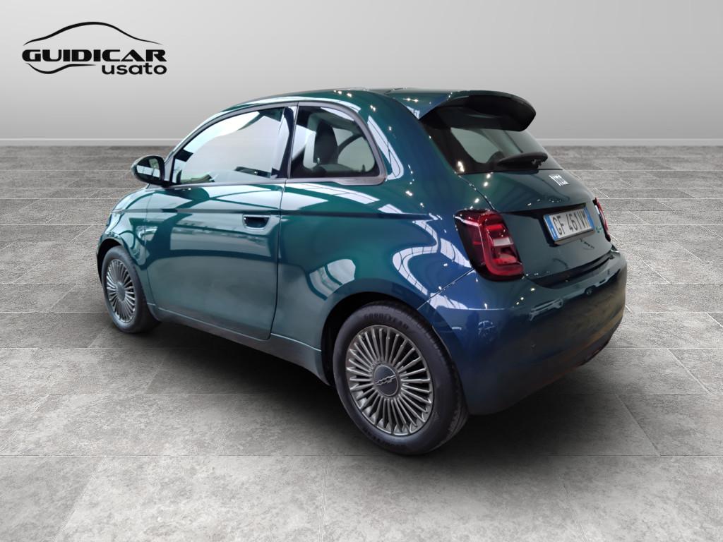 FIAT 500e - 500e 42 kWh La Prima