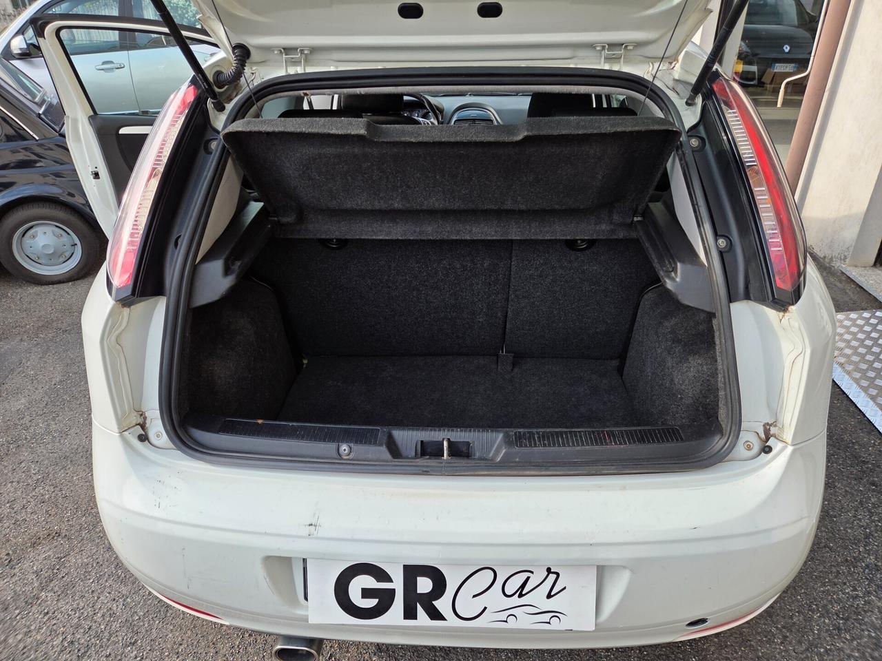 Fiat Punto 1.3 MJT II 75 CV 3 porte Lounge