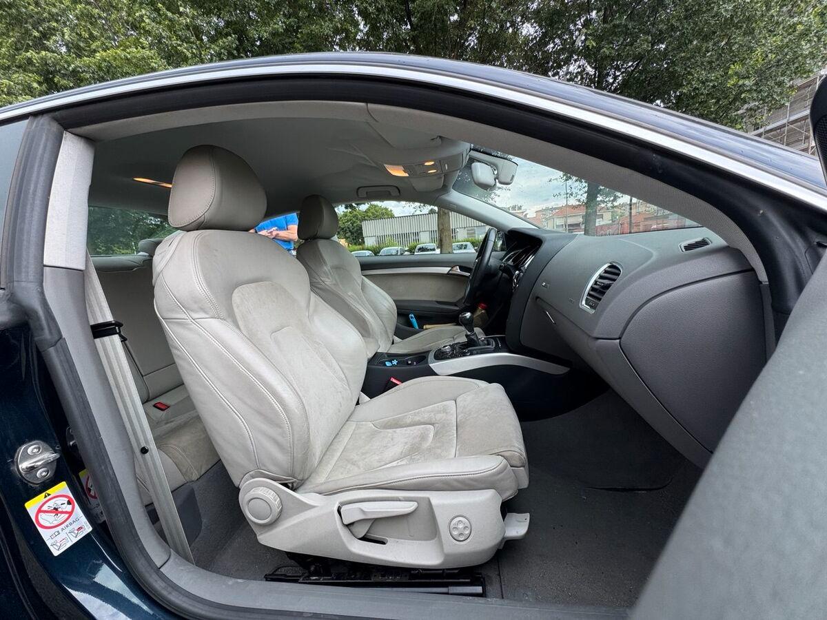 Audi A5 2.0 tfsi Ambiente