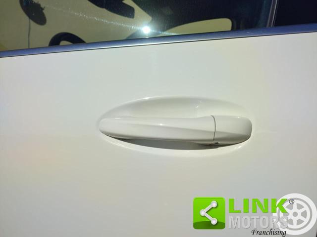 MERCEDES-BENZ GLA 200 d Automatic Sport