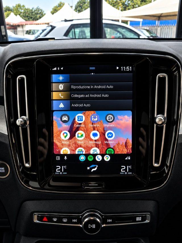 VOLVO XC40 T4 Recharge Plug-in Hybrid Inscription Expression