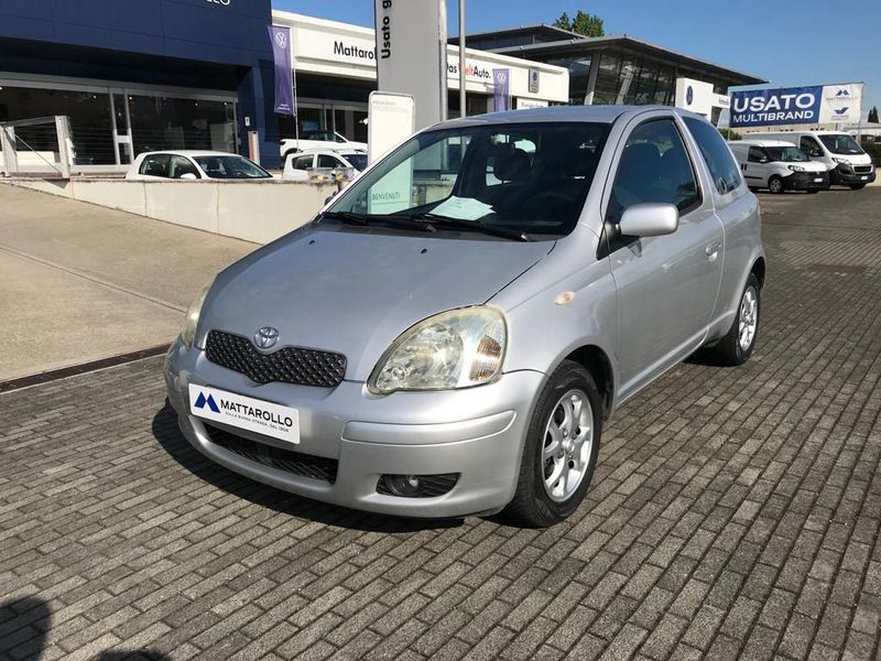 Toyota Yaris 1.0i 16V cat 3 porte Sol