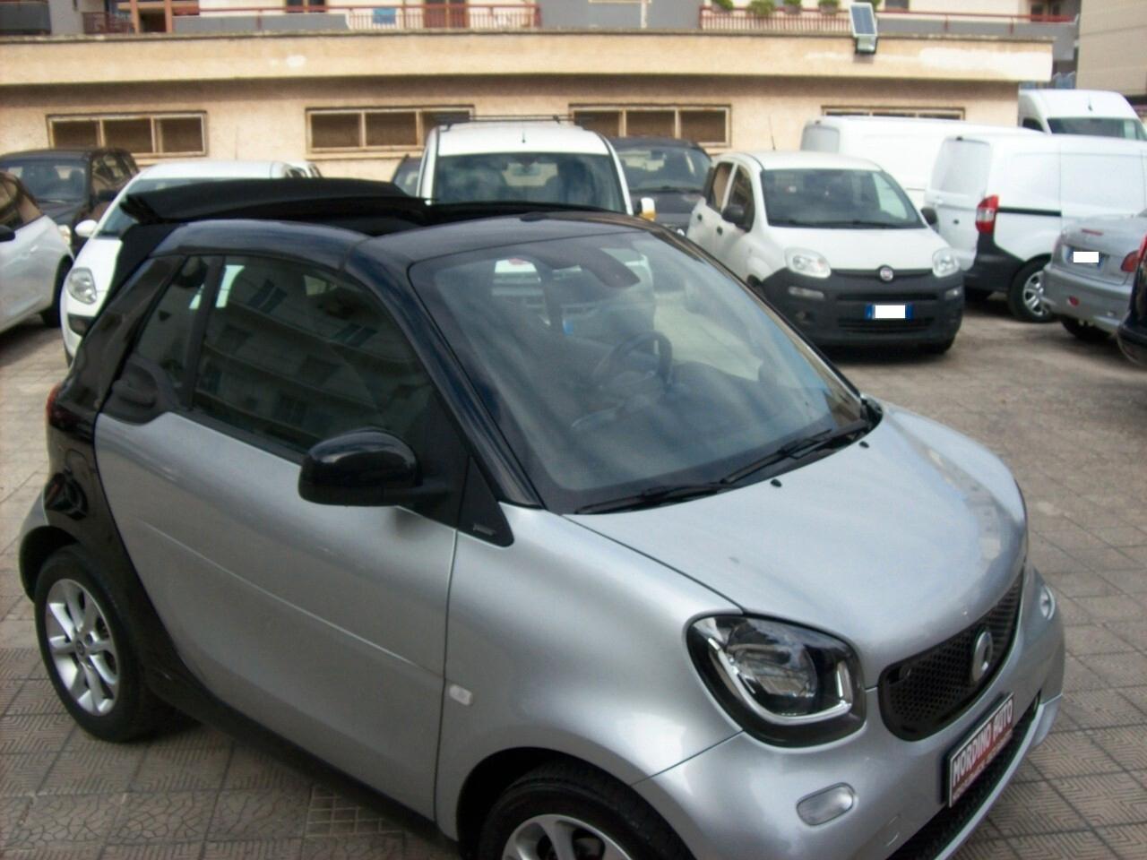 Smart ForTwo Cabrio 1.0 twinamic 71CV Passion