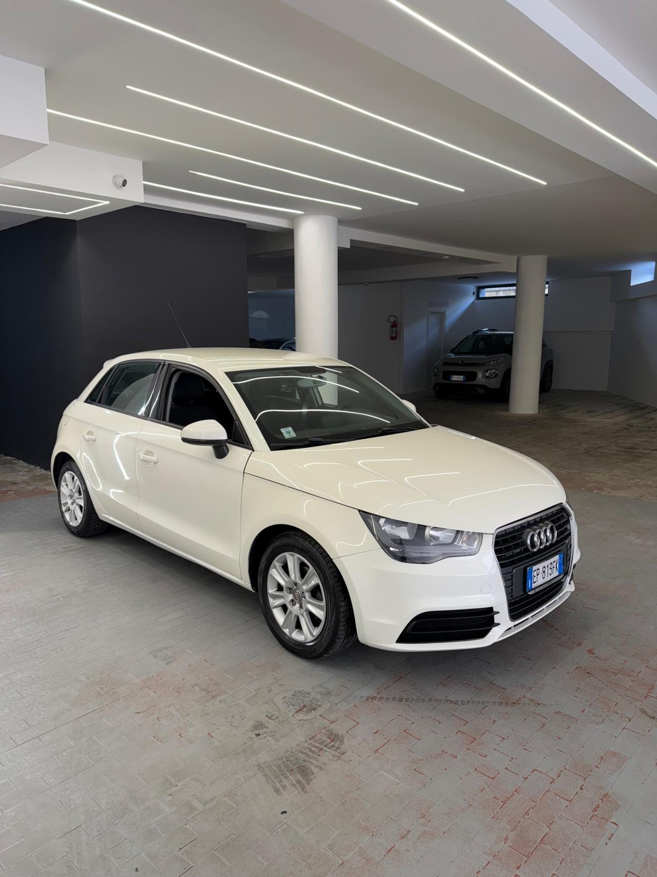 Audi A1 SPB 1.6 TDI S tronic Attraction