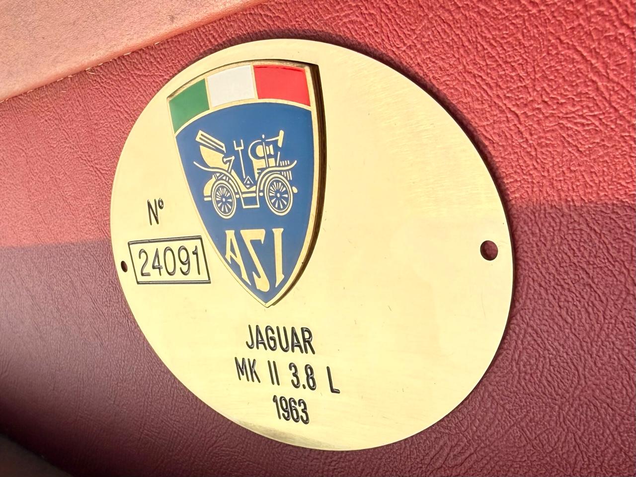 Jaguar MK II
