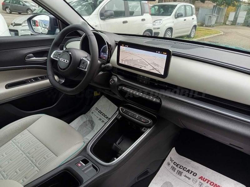 FIAT 600 600 1.2 hybrid La Prima II 110cv auto