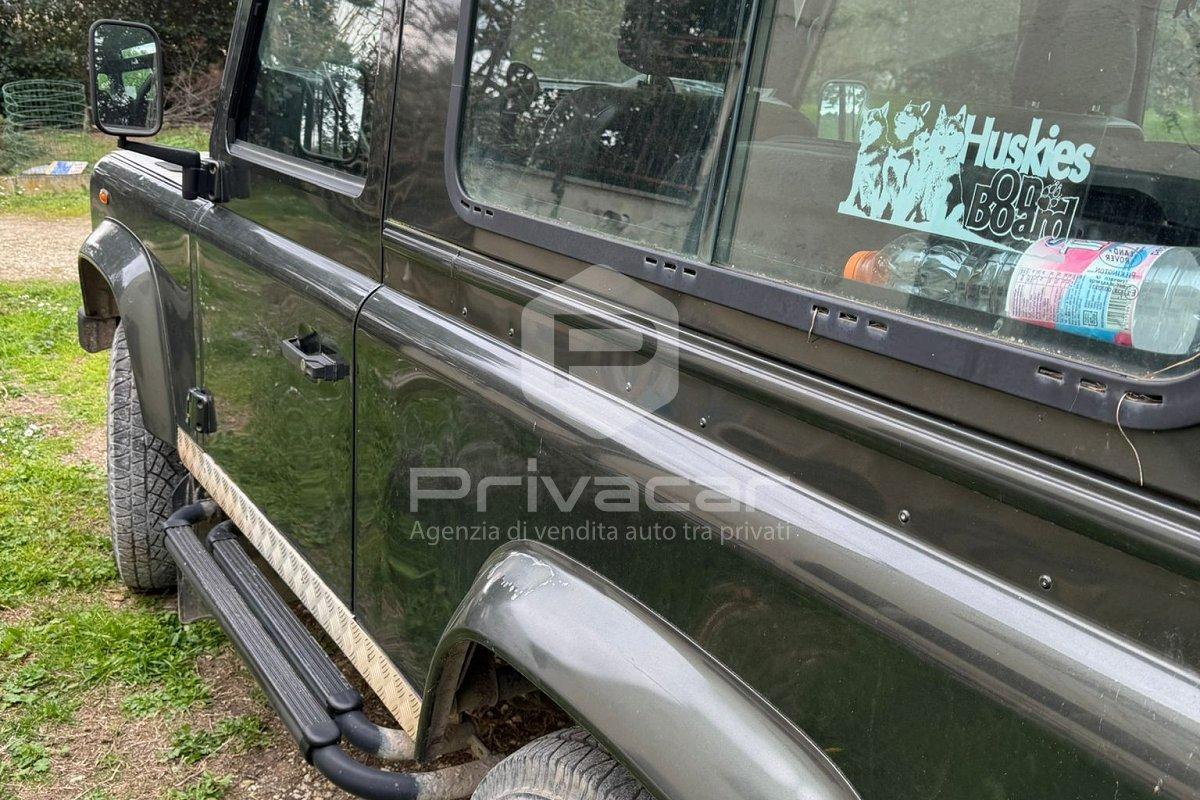 LAND ROVER Defender 90 2.4 TD4 Station Wagon S