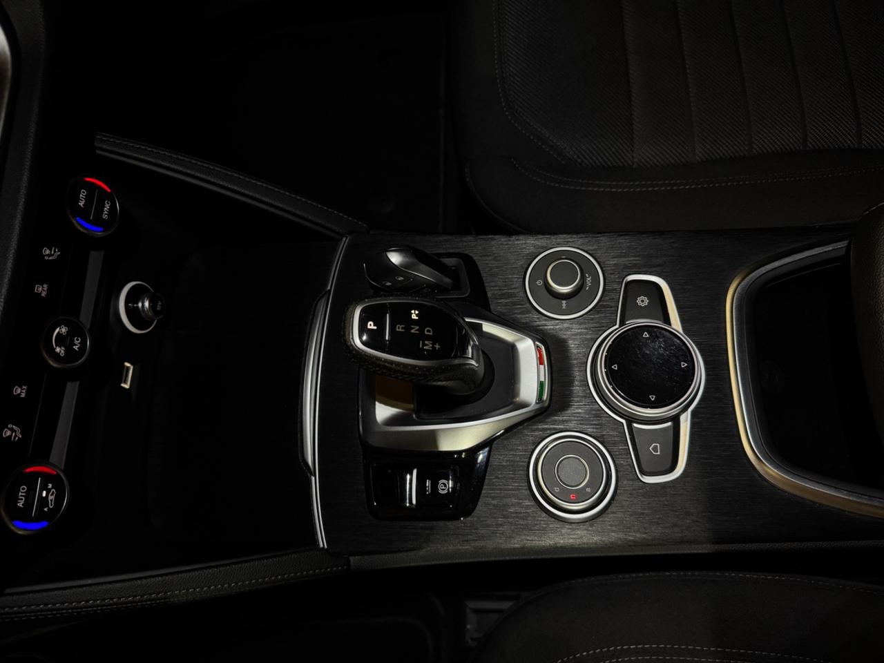 Alfa Romeo Stelvio 2.2 Turbodiesel 190 CV AT8 Q4 Super Business