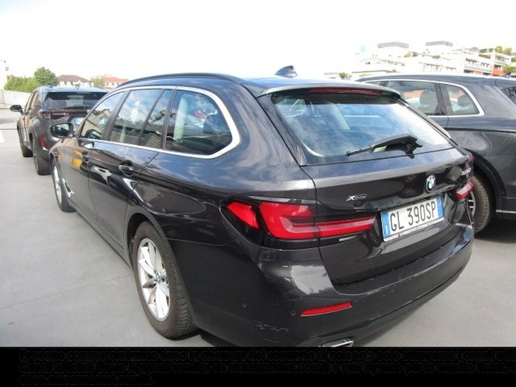 BMW 520D TOURING 190CV STEPTRONIC 48V X-DRIVE BUSINESS ( FARI LED - BMW DIGITAL COCKPIT - CLIMA TRIZONA - CRUISE - NAVI - MIRROR - PARK ASSISTANT - TELECAMERA POST. )