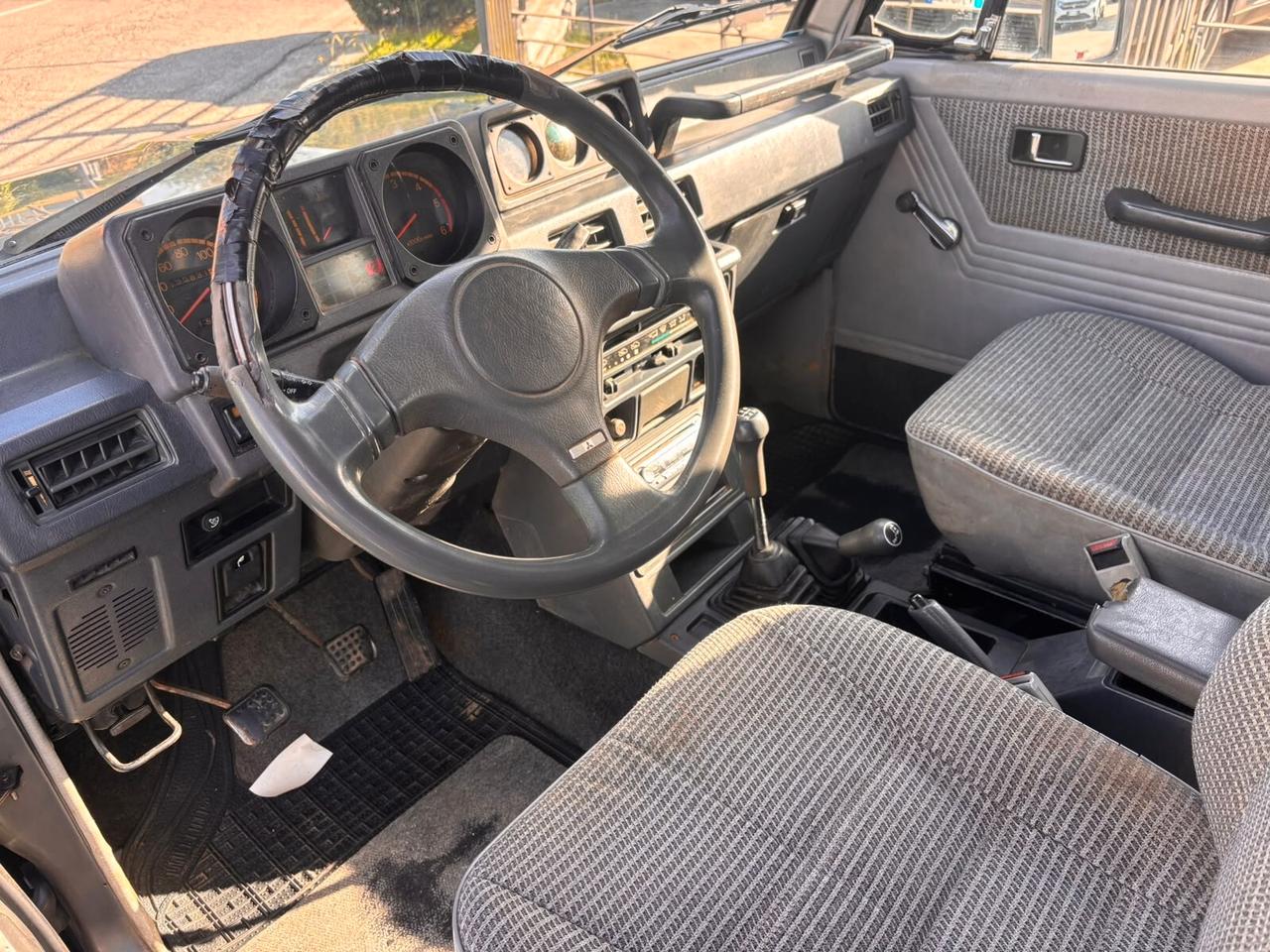 Mitsubishi Pajero 2.5 TD Metal-top