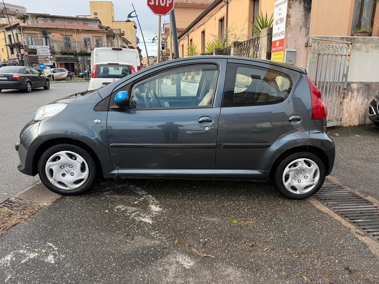 Peugeot 107 1.4 HDi 5p. Plaisir