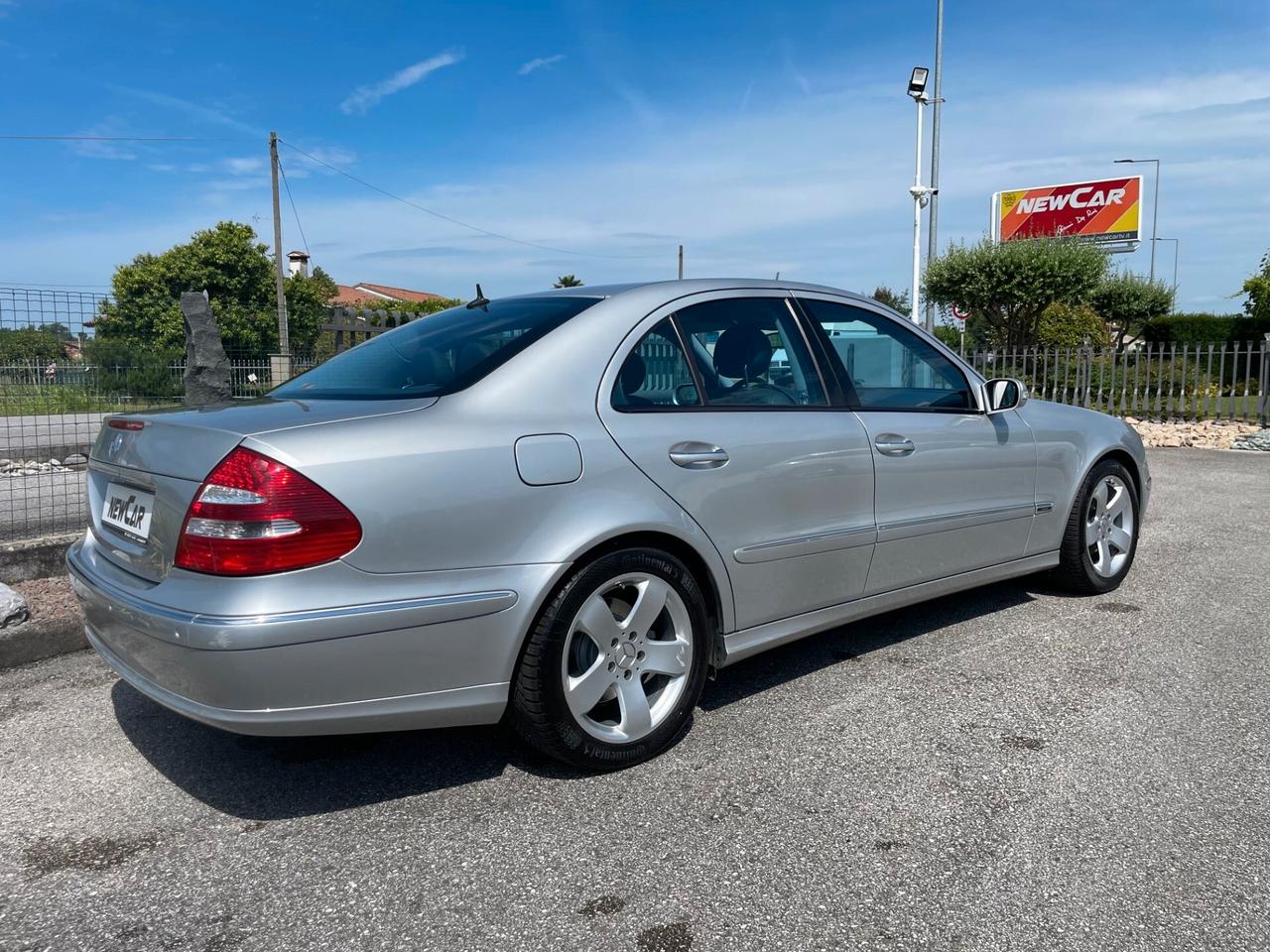 Mercedes-Benz E 320 V6 Avantgarde