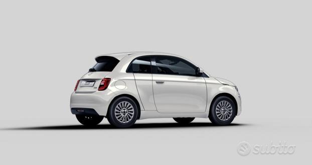 FIAT 500 Berlina 3 + 1 42 kWh 310 km