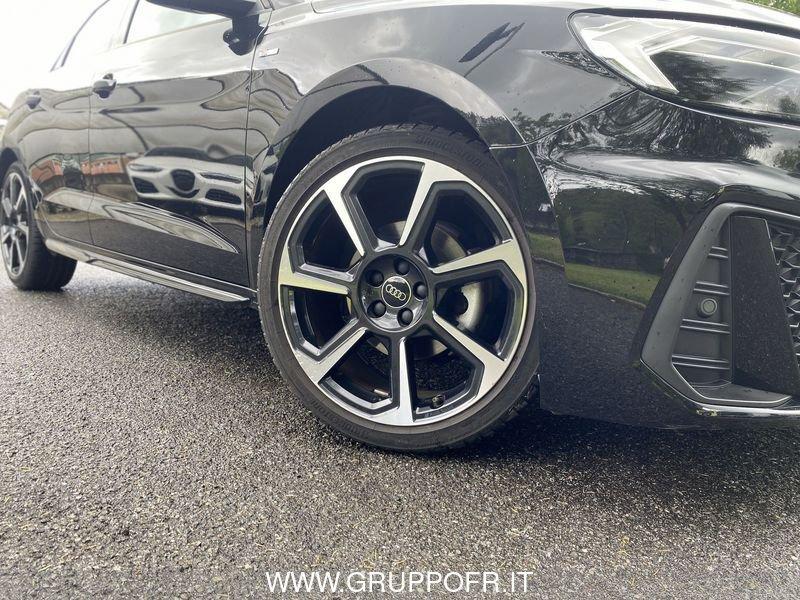Audi A1 SPB 30 TFSI S tronic Identity Black
