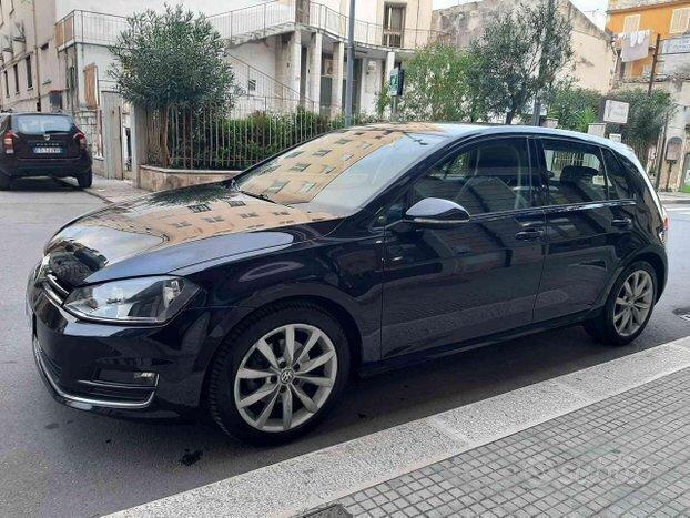 VOLKSWAGEN Golf 1.6 TDI 110CV DSG Executive Blue