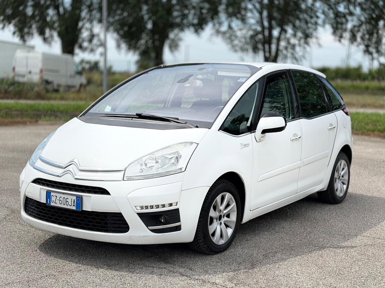Citroen C4 Picasso 1.6 diesel Exclusive 2013 ok neop