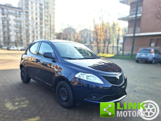 LANCIA Ypsilon 1.2 69 CV 5 porte GPL DELLA CASA Elefantino Blu