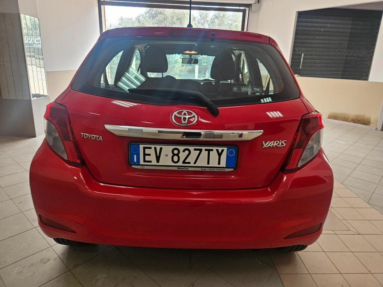 Toyota Yaris 1.4 D-4D 5 porte Lounge