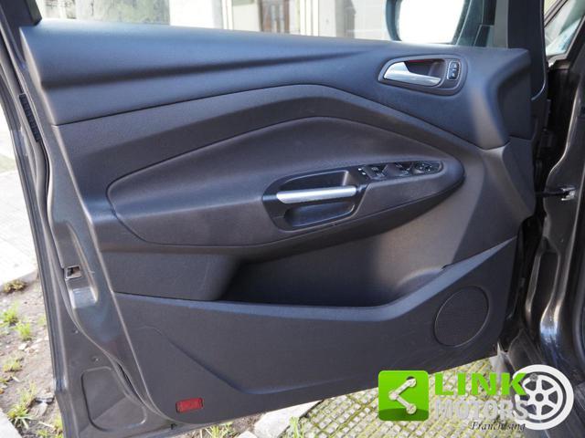 FORD C-Max 1.5 TDCi 120CV Titanium *UNIPRO*